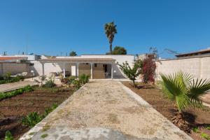 Villino Girasoli by BarbarHouse