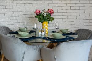 Top Central Maisonette with Underground parking