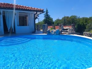 Villa Nana with a swimming pool