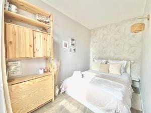 Appartements chaleureux - 15 min a pied de la gare : photos des chambres