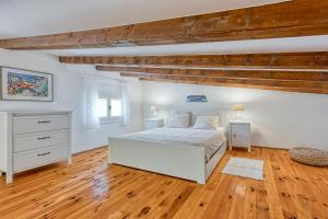 Eco House Zabodarski Beach - Happy Rentals