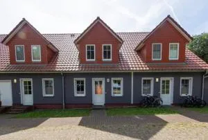 F-1108 Häuser Prosnitz Haus02 Terrasse, Gartennutzung - Poseritz