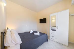 Fotinis Apartments by the Sea