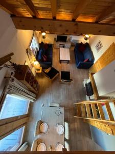 Chalets Chalet with mountainview : photos des chambres