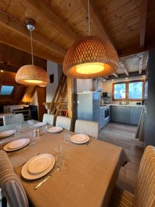 Chalets Chalet with mountainview : photos des chambres