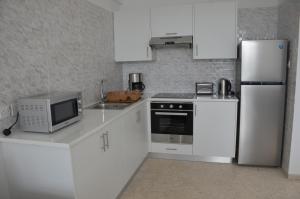 Almyria Apartments - By IMH Travel & Tours