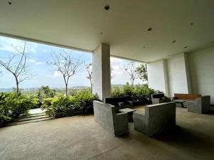 Cozy Couple Suite at Trefoil Setia Alam