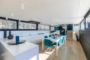 Péniche de prestige à Namur avec vue sur la Citadelle - A l'Abordage - By Voyages Copine - Champion