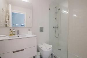 Central location with garden & equipped kitchen