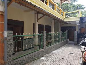 OYO Life 92620 Syfa Kost