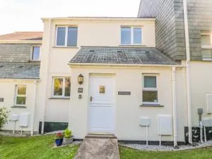 Owls Roost - Budock Water