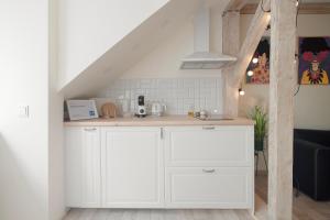 SELF CHECK-IN old town STUDIO