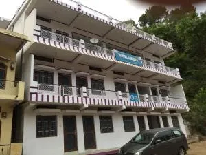 Hotel Amisha - Gupta Kāshi