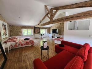 B&B / Chambres d'hotes Maison Laurenza La grande suite 1760 : photos des chambres