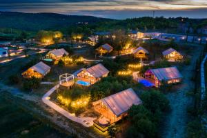 Floria Glamping Garden