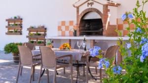 Casa Rural Moreno Canillas de Albaida by Ruralidays