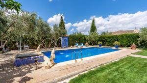 Cortijo Bustamante Baza by Ruralidays - 4hvězdičkové hotely ve městě Baza