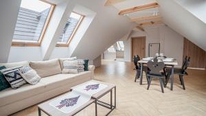 SKI Apartments, Sun & Snow