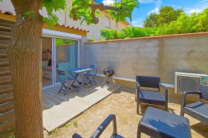 Studio calme et moderne à 300m de la plage -1-