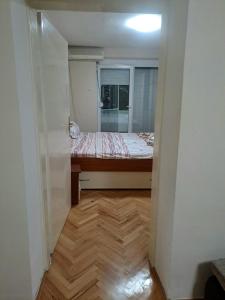 Mims apartment