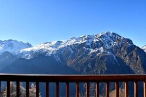 Appartement confortable au pied des pistes avec vue imprenable
