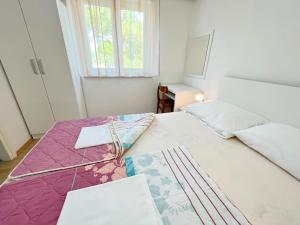 MiraMar Gardenn Apartmment