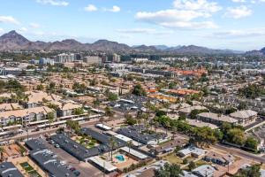 Lovely 1-bedroom condo in Biltmore - Parking