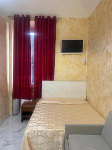 Termini Golden house