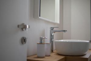 Lotto 16 - Guest House img17