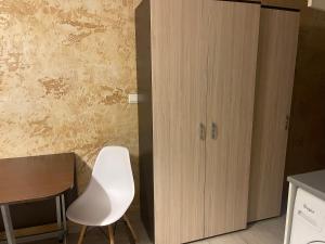 Colonel apartment 956