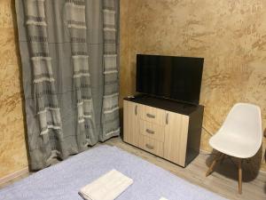 Colonel apartment 956