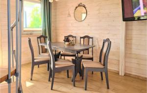 Nice Home In Jaroslawiec With Wifi And 3 Bedrooms