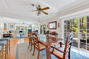 2109 Royal Pine Drive