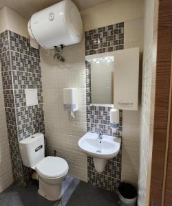 Colonel apartment 953