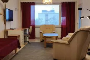 Cozy easy-to-stay 2room apartment 1km from Rauma centre - 新考蓬基