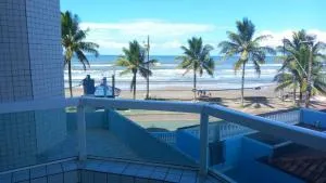 Ótimo Apartamento Frente ao Mar em Mongaguá - 伊塔尼亚恩