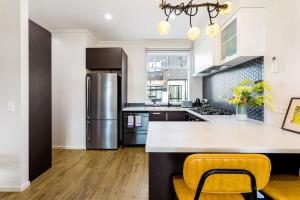 3 Bedroom Stunner in Hobsonville - WiFi - Netflix