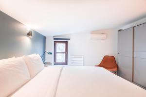 Homie Suites - Modern Apartments Nearby Istıklal Street & Galata Tower