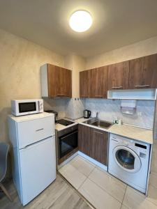 Colonel apartment 945