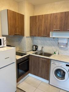 Colonel apartment 945