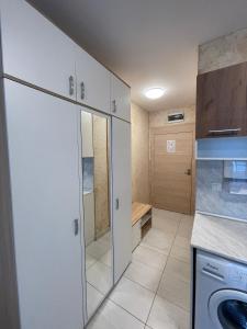 Colonel apartment 938