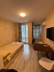 Colonel apartment 938