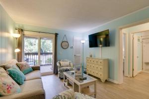 Steps to Beach, Coligny Plaza Hilton Head Condo!