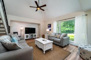 739 Spinnaker Beach House