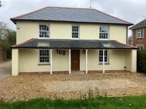 Cream Cottage Annex - 温伯恩大教堂