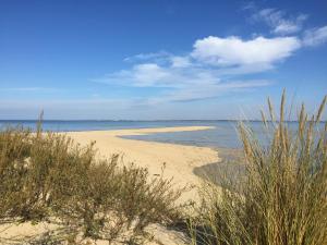 VILLA BERNACHE, maison bord de mer