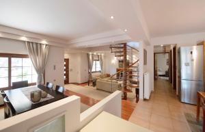 Anthemis Luxury Villa