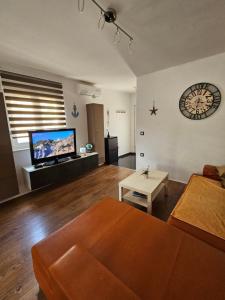 Apartment half-house - 80m from sea 