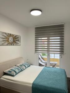 Goldmar Apartment -couples favourite-free garage parking