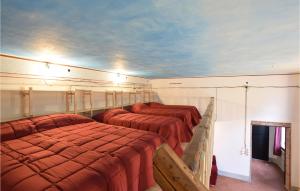 Stunning Apartment In Monselice